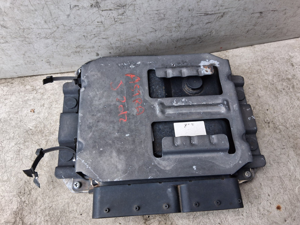 2012 VAUXHALL ASTRA J ECU ENGINE CONTROL UNIT MODULE 55579443
