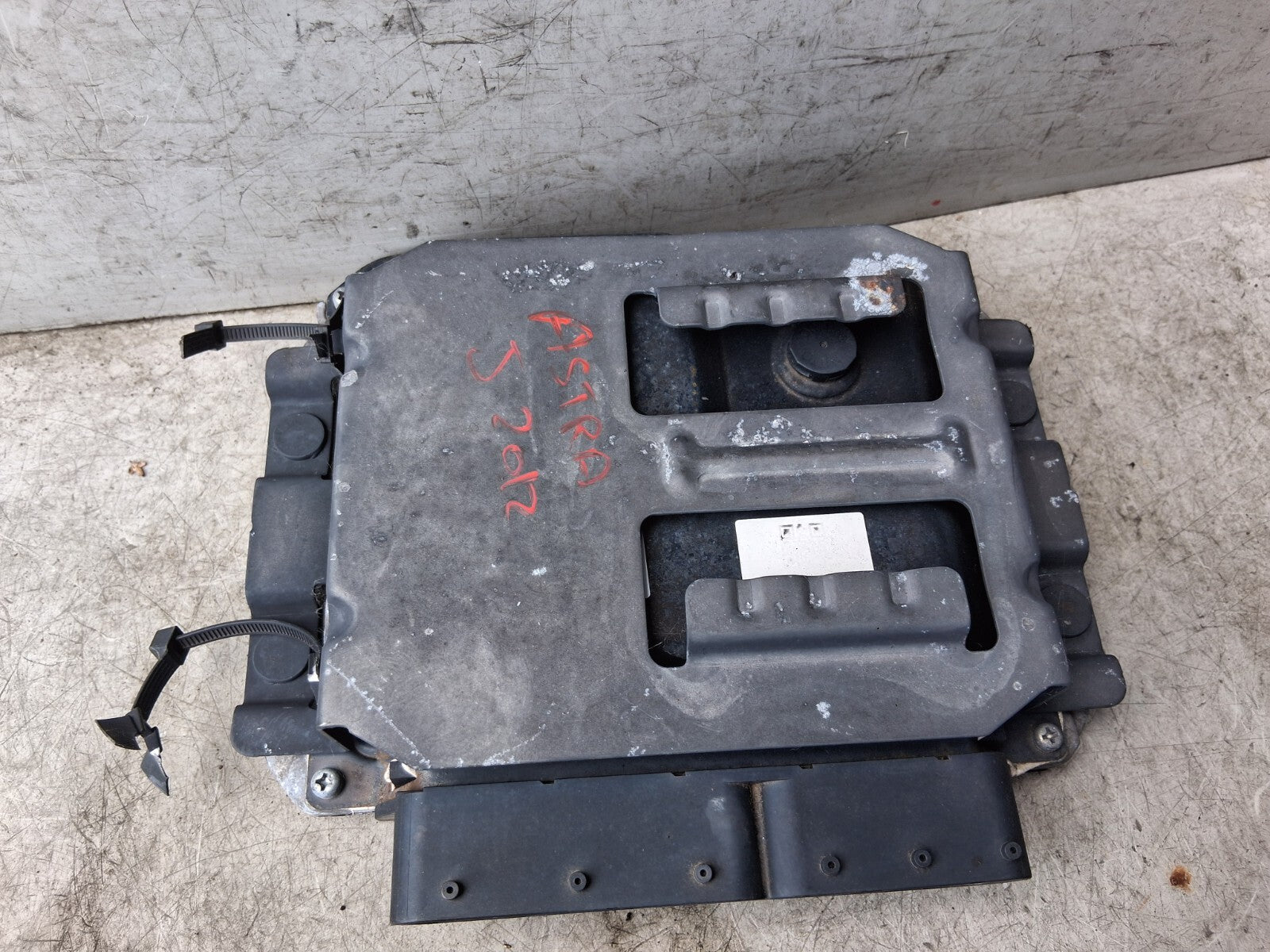 2012 VAUXHALL ASTRA J ECU ENGINE CONTROL UNIT MODULE 55579443