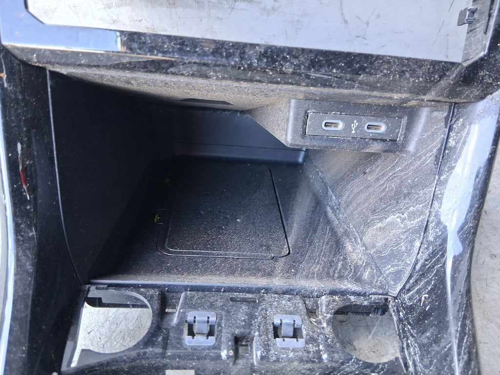 VW VOLKSWAGEN T CROSS 2023 CENTRE CONSOLE GEAR SHIFTER SURROUND TRIM 2GM857925