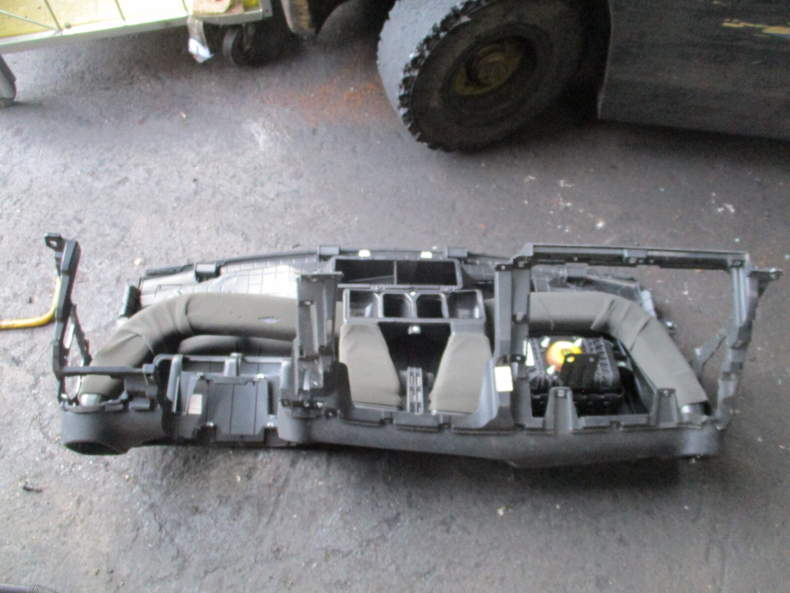 KIA PICANTO MK3 2023 DASH DASHBOARD WITH PASSENGER AIRBAG 84530G6000