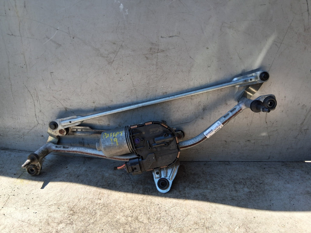 VW VOLKSWAGEN PASSAT B8 2019 WINDSCREEN WIPER MOTOR & LINKAGE WITH ARM 3G2955119