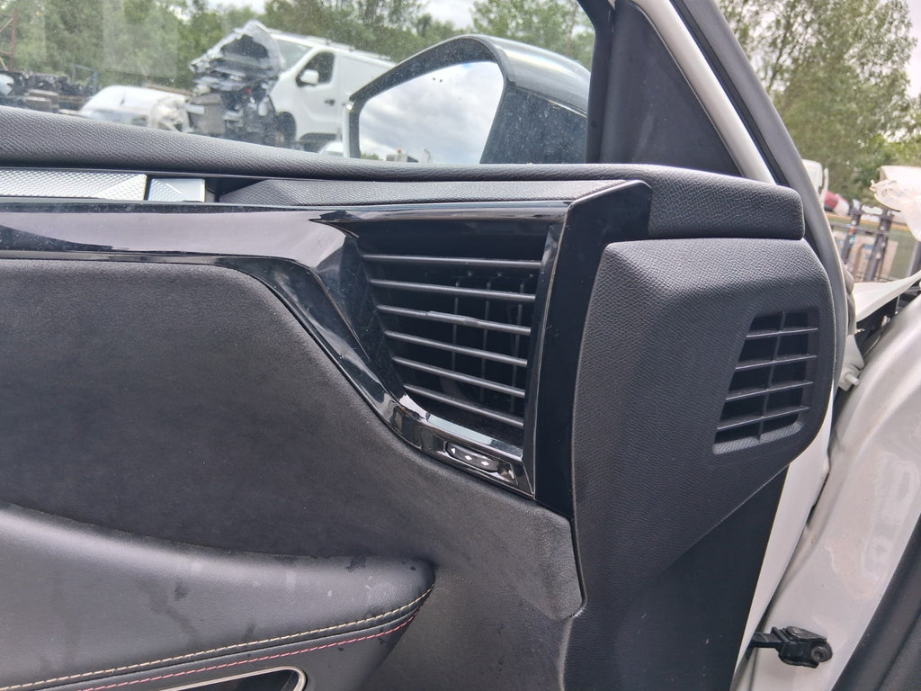 2023 DS DS 4 CROSSOVER NSF PASSENGER SIDE FRONT AIR VENT BLACK