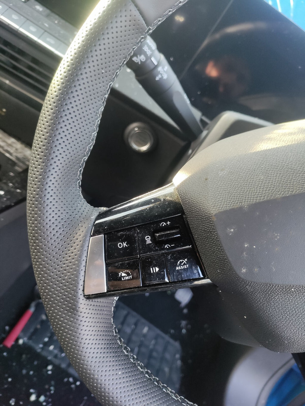 2024 VAUXHALL ASTRA L ESTATE 1.2 PETROL LEATHER MULTI FUNCTION STEERING WHEEL
