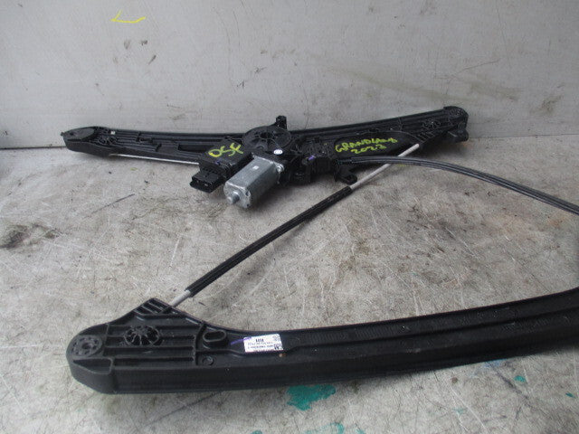 2023 VAUXHALL GRANDLAND X OSF DRIVER SIDE FRONT WINDOW MOTOR 9815404080