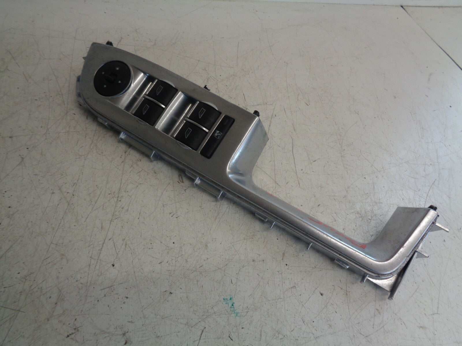 FORD FOCUS MK2 2008 HATCHBACK 1.8 D DRIVER SIDE FRONT WINDOW SWITCH 8M5T14A132AB