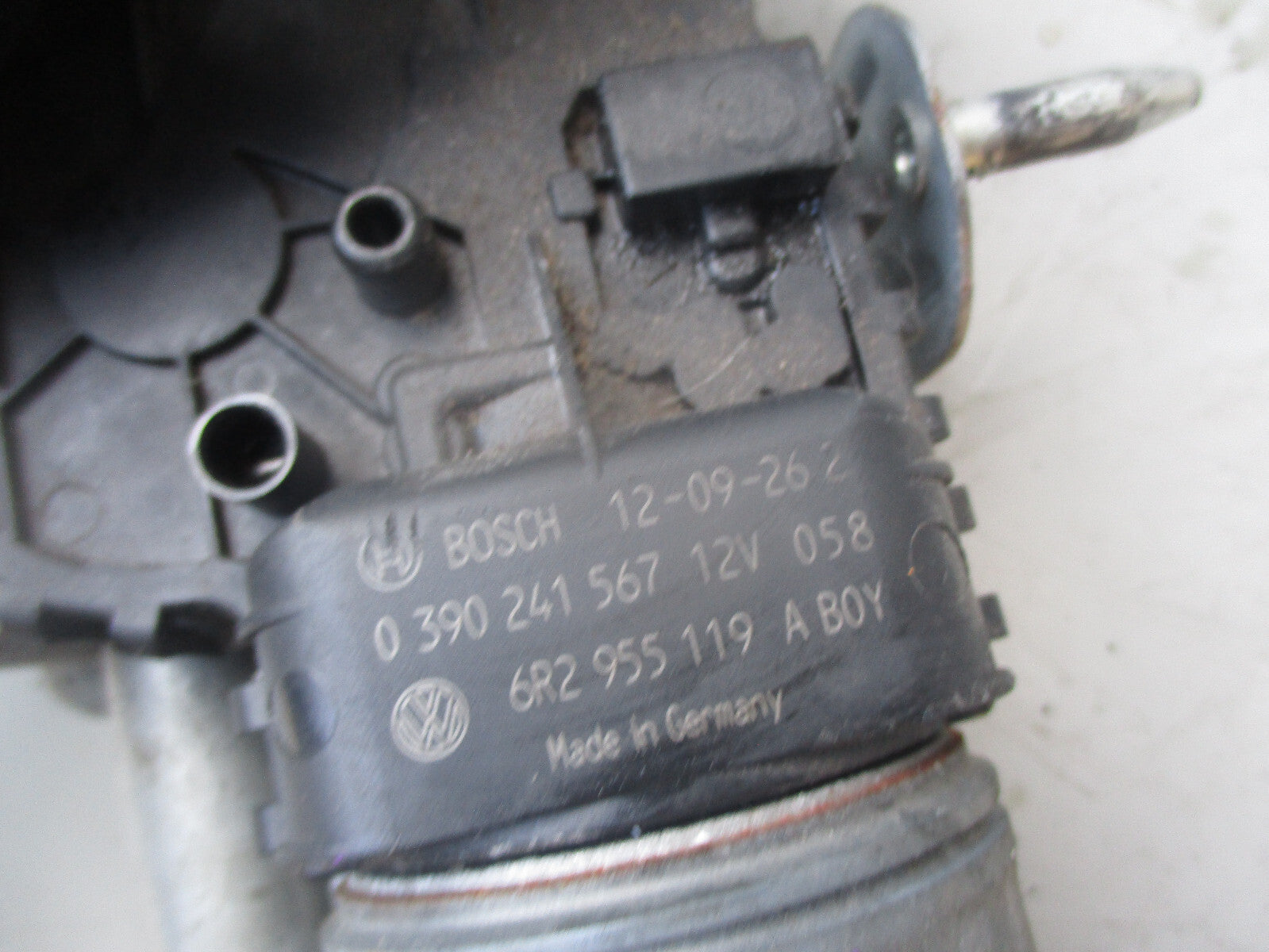 SEAT IBIZA MK4 2012 FRONT WIPER MOTOR & LINKAGES 6R2955119A