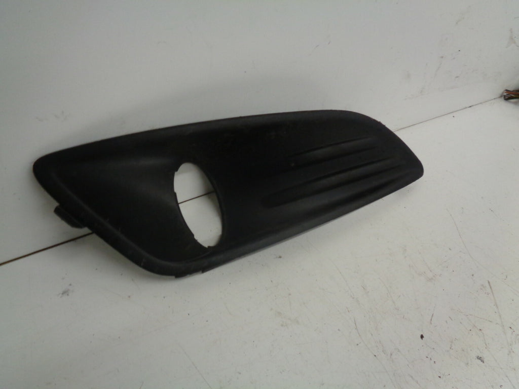 FORD FIESTA MK7 OS DRIVER SIDE FOG LIGHT TRIM C1BB15A298A