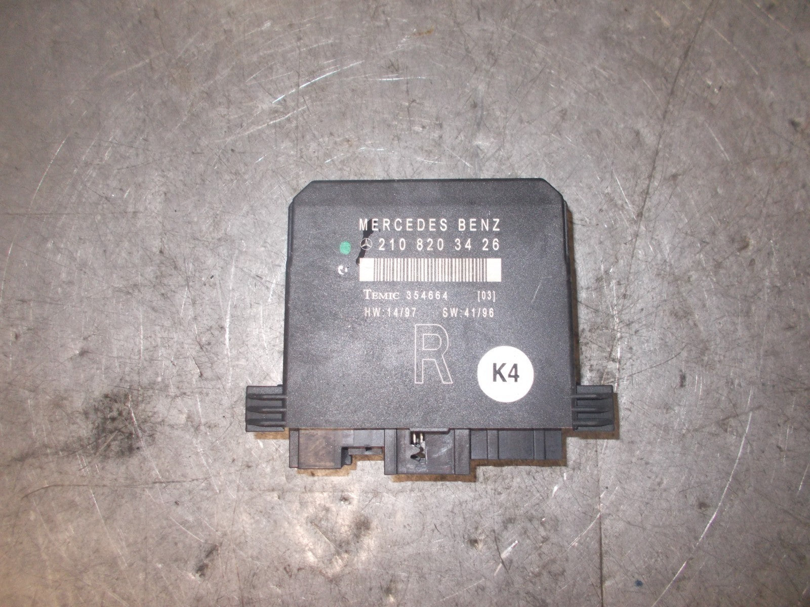 MERCEDES C CLASS W202 OSF DRIVER SIDE FRONT DOOR CONTROL MODULE 2108203426