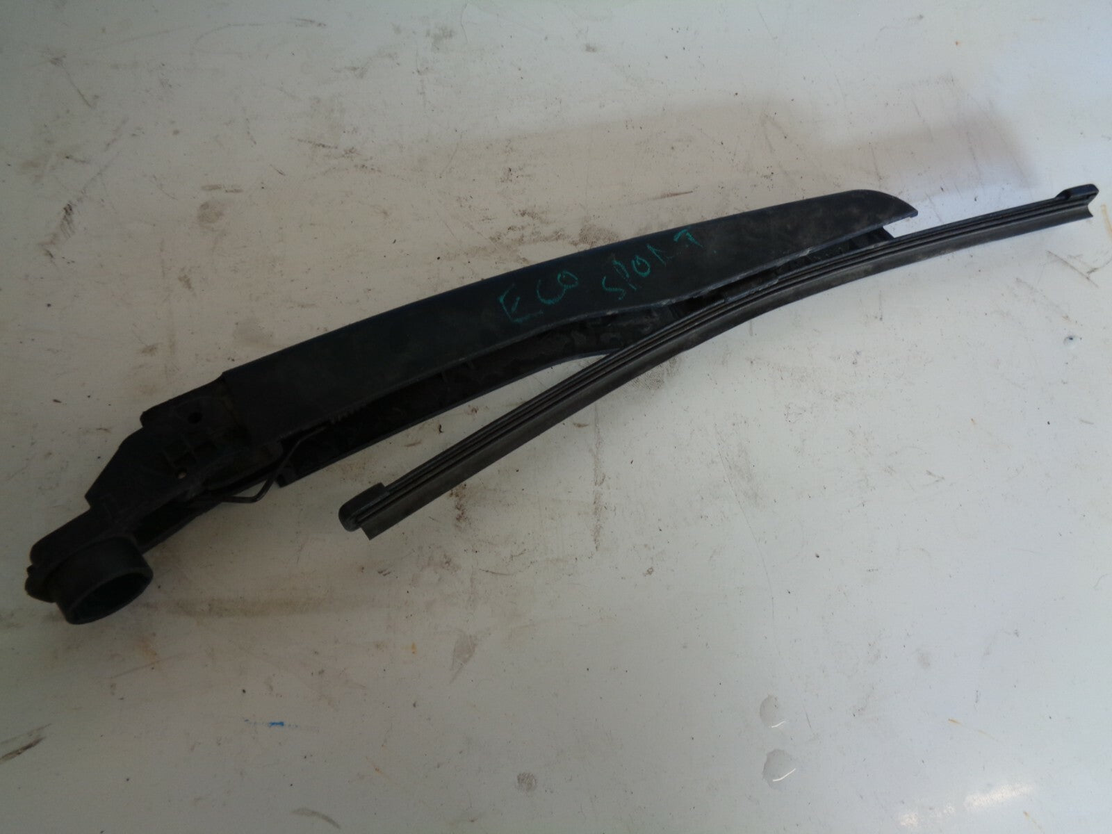 FORD ECOSPORT ST 2019 REAR SCREEN WIPER ARM