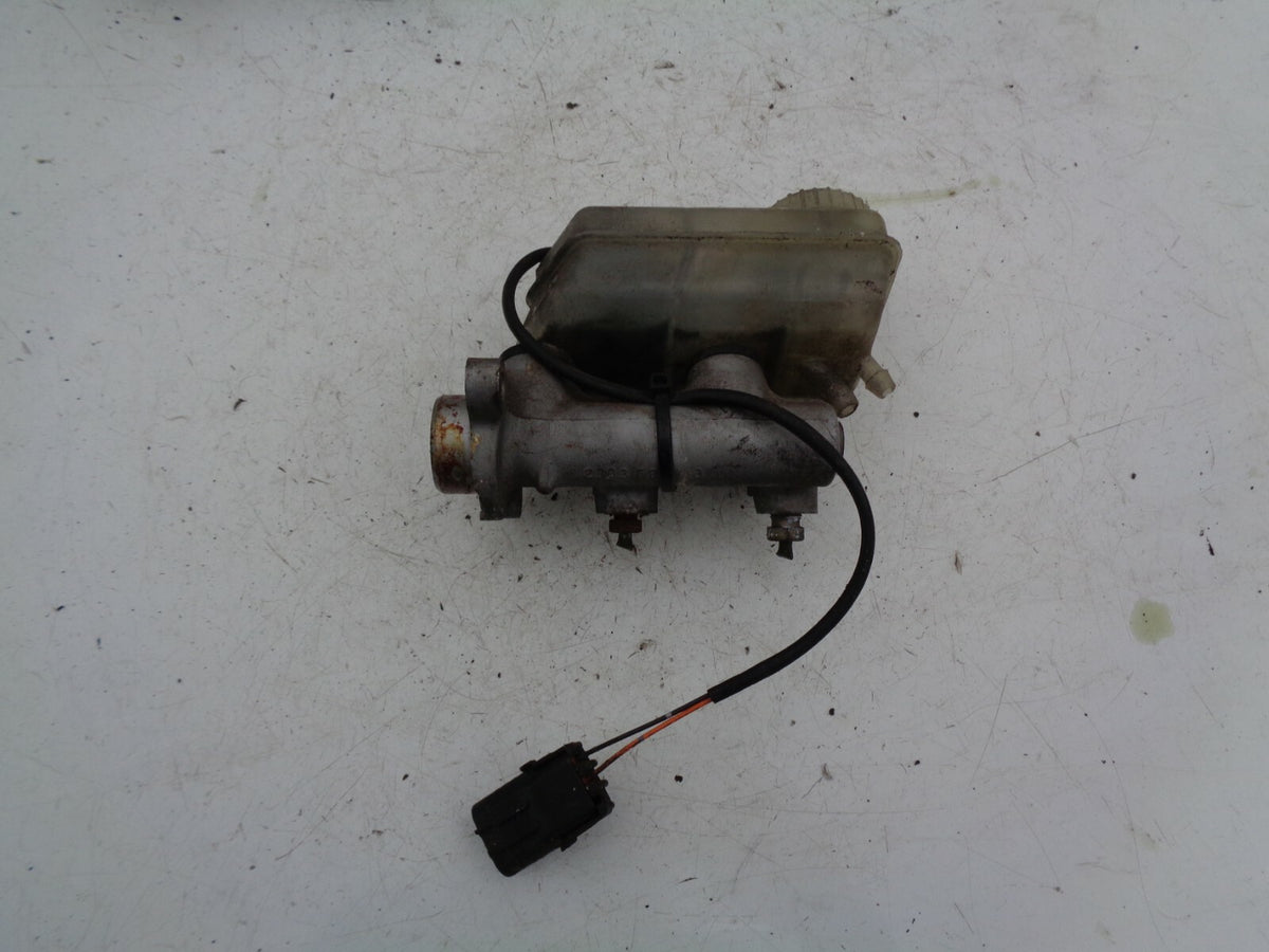VAUXHALL VECTRA A 1995 BRAKE MASTER CYLINDER FLUID RESERVOIR TANK 2383FBB