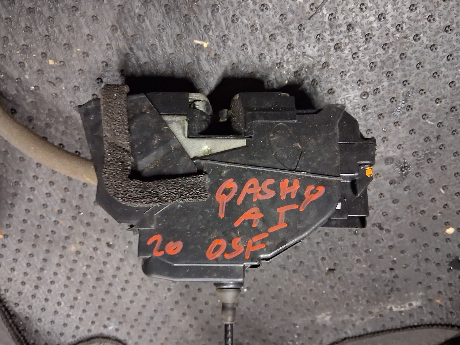 2020 NISSAN QASHQAI J11 MK2 OSF DRIVER SIDE FRONT RIGHT DOOR LOCK MECHANISM