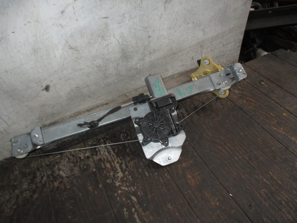RENAULT CLIO MK4 2014 NSF PASSENGER SIDE FRONT WINDOW MOTOR REGULATOR