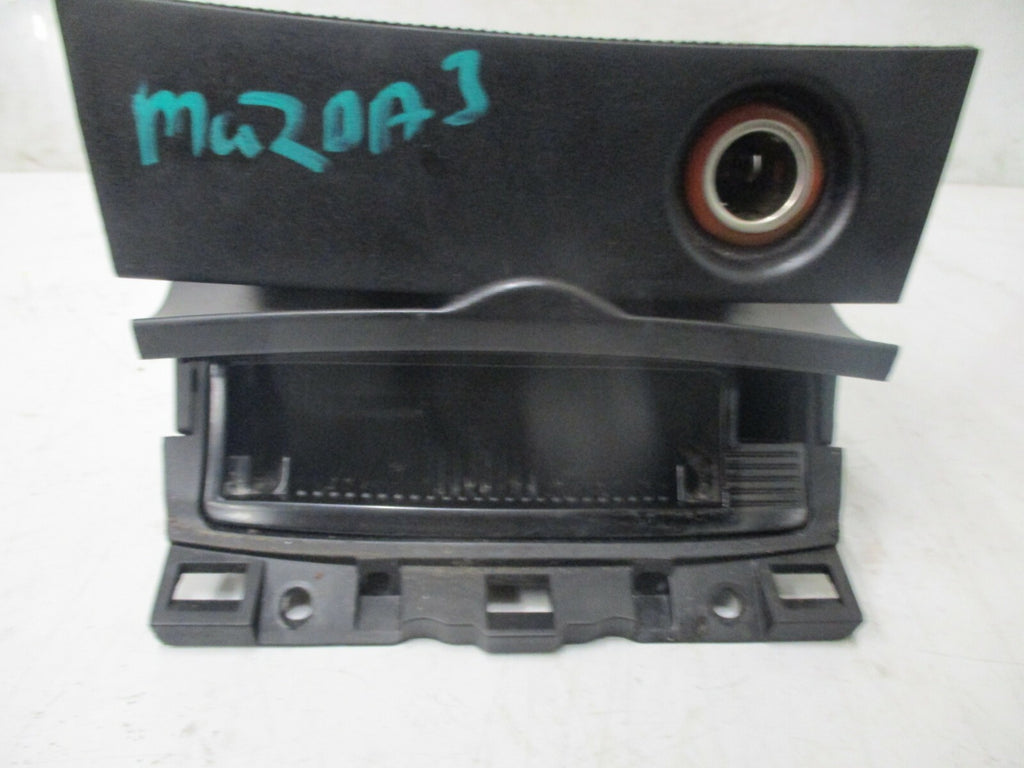 MAZDA 3 TS 2004 DASHBOARD CENTRE CONSOLE ASH TRAY 12V SOCKET SURROUND TRIM