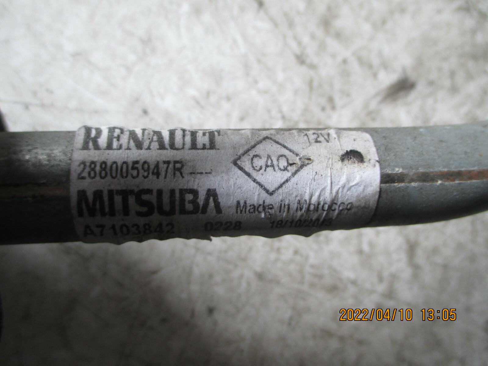RENAULT CAPTUR 2018 FRONT WINDSCREEN WIPER MOTOR LINKAGE 288005947R