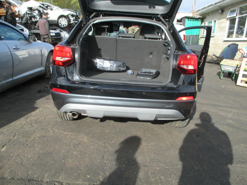 AUDI Q2 MK1 2020 COMPLETE REAR BUMPER & LOWER TRIM DIFFUSER BLACK