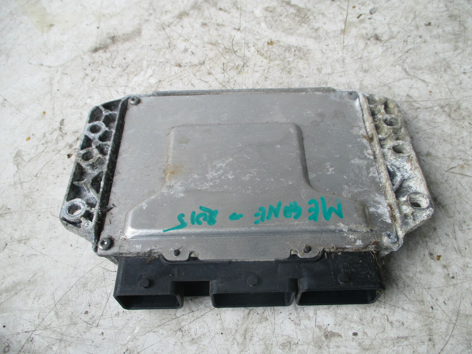 RENAULT MEGANE MK3 2015 1.6 PETROL ECU ENGINE MODULE CONTROL UNIT 237100131R