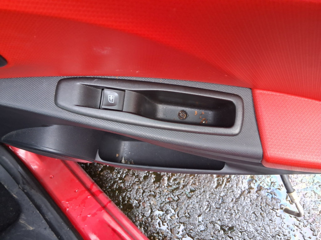 2013 RENAULT CLIO X98 MK4 OSR DRIVER SIDE REAR RIGHT WINDOW CONTROL SWITCH
