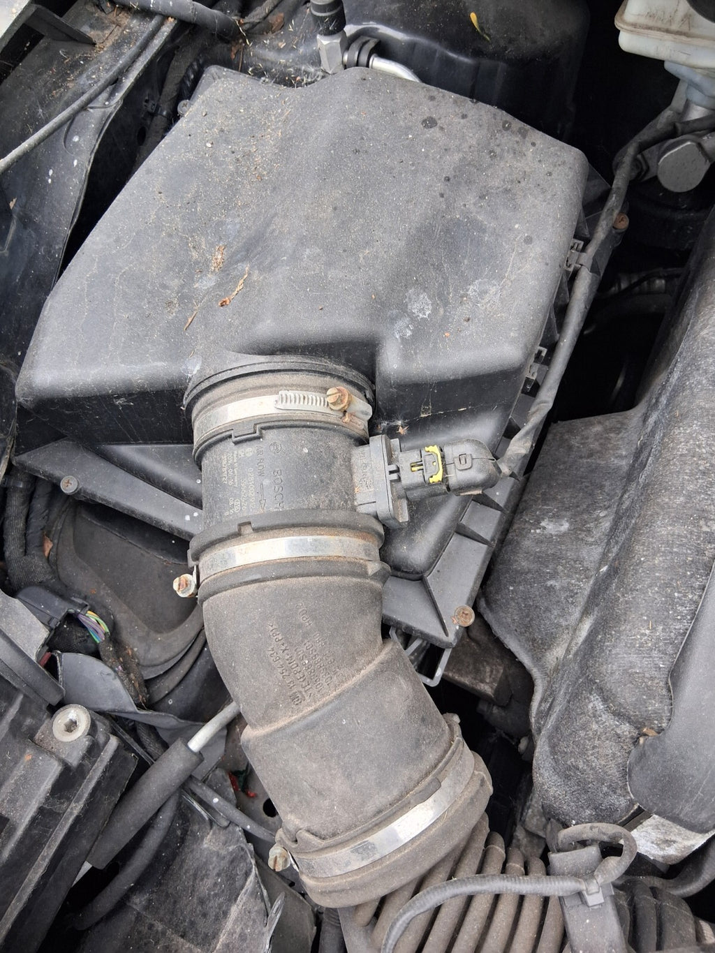 2014 VAUXHALL ZAFIRA C MK3 2.0 DIESEL AIR FILTER HOUSING BOX