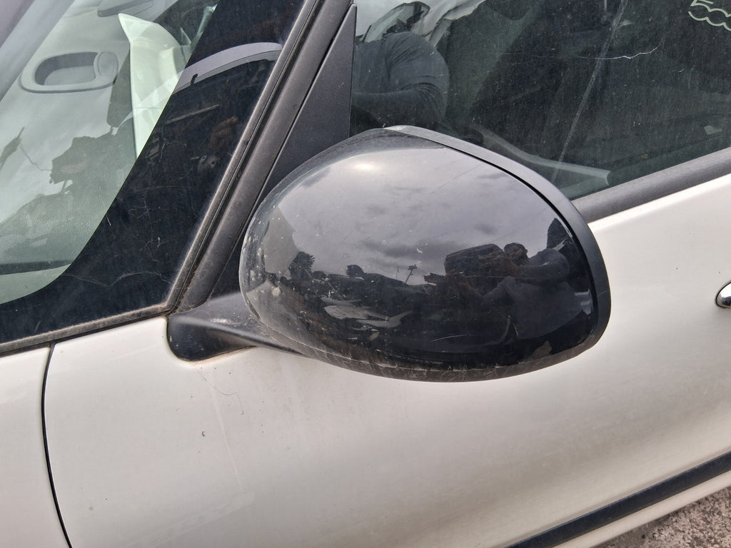 2019 FIAT 500L URBAN NS PASSENGER SIDE FRONT MANUAL FOLD WING MIRROR BLACK