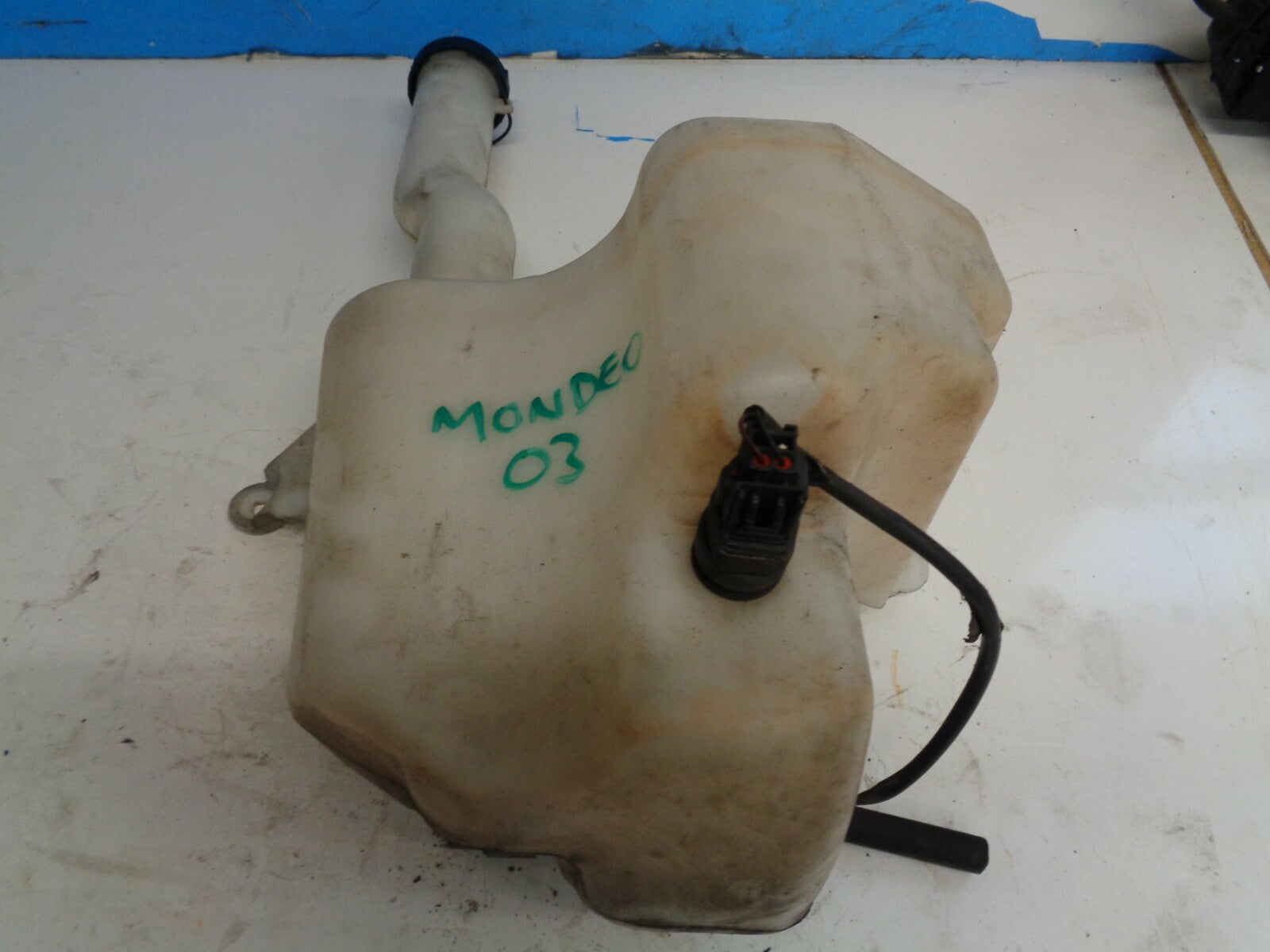 FORD MONDEO MK3 2006 WINDSCREEN WINDSHIELD WASHER PUMP 1S7113K163AE