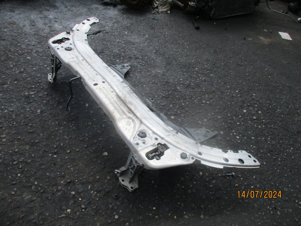 MERCEDES C CLASS W205 2017 FRONT SLAM PANEL RADIATOR SUPPORT BAR A2056203301