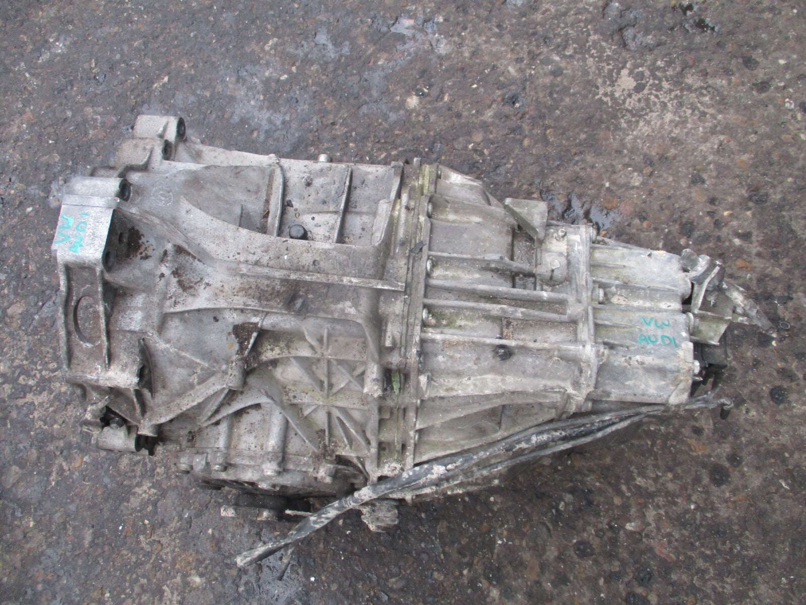 2008 AUDI A4 B8 2.0 DIESEL MANUAL GEARBOX FYU