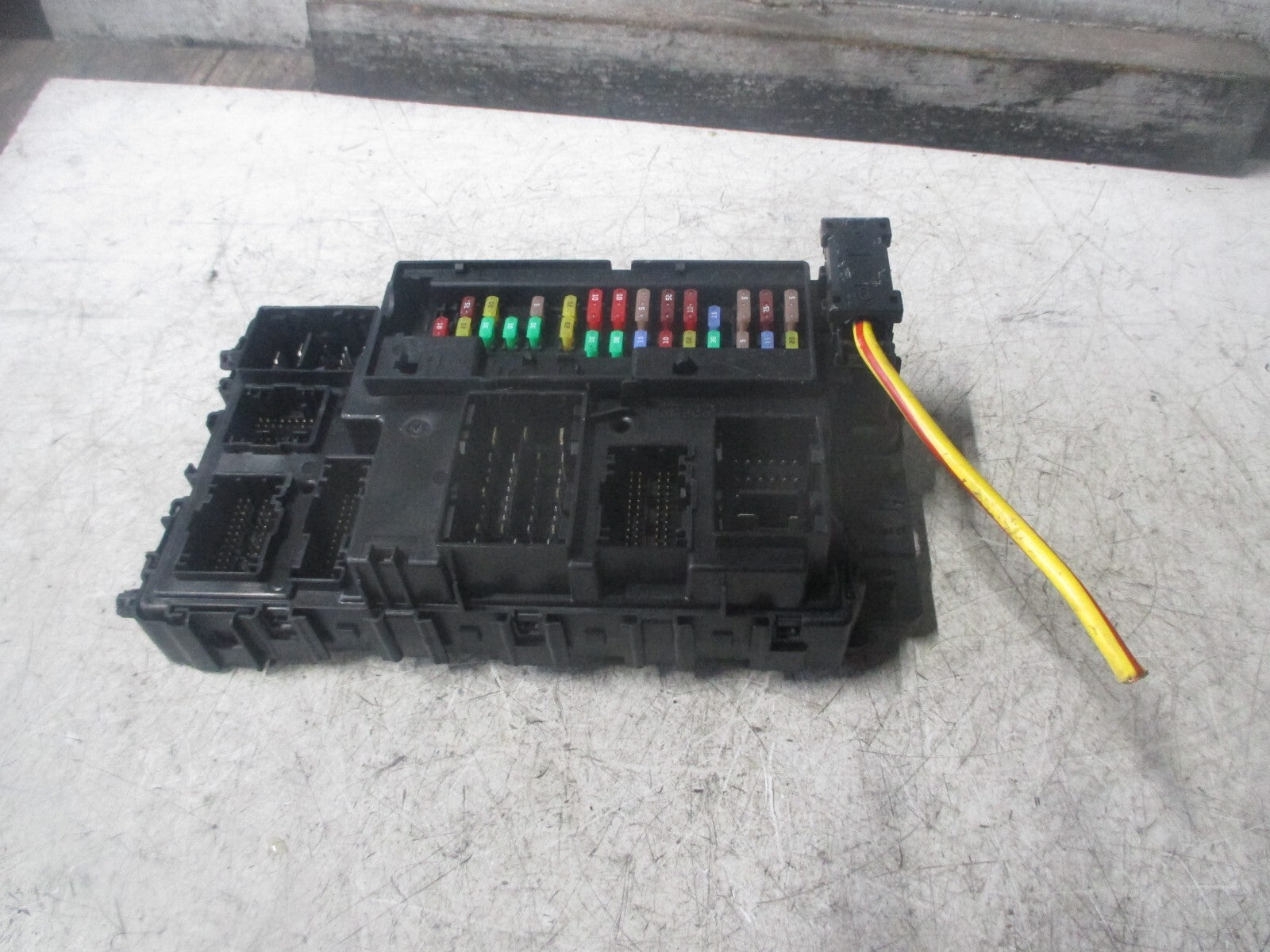 FORD MONDEO MK5 2019 BODY CONTROL MODULE FUSE BOX JU5T15604CFM