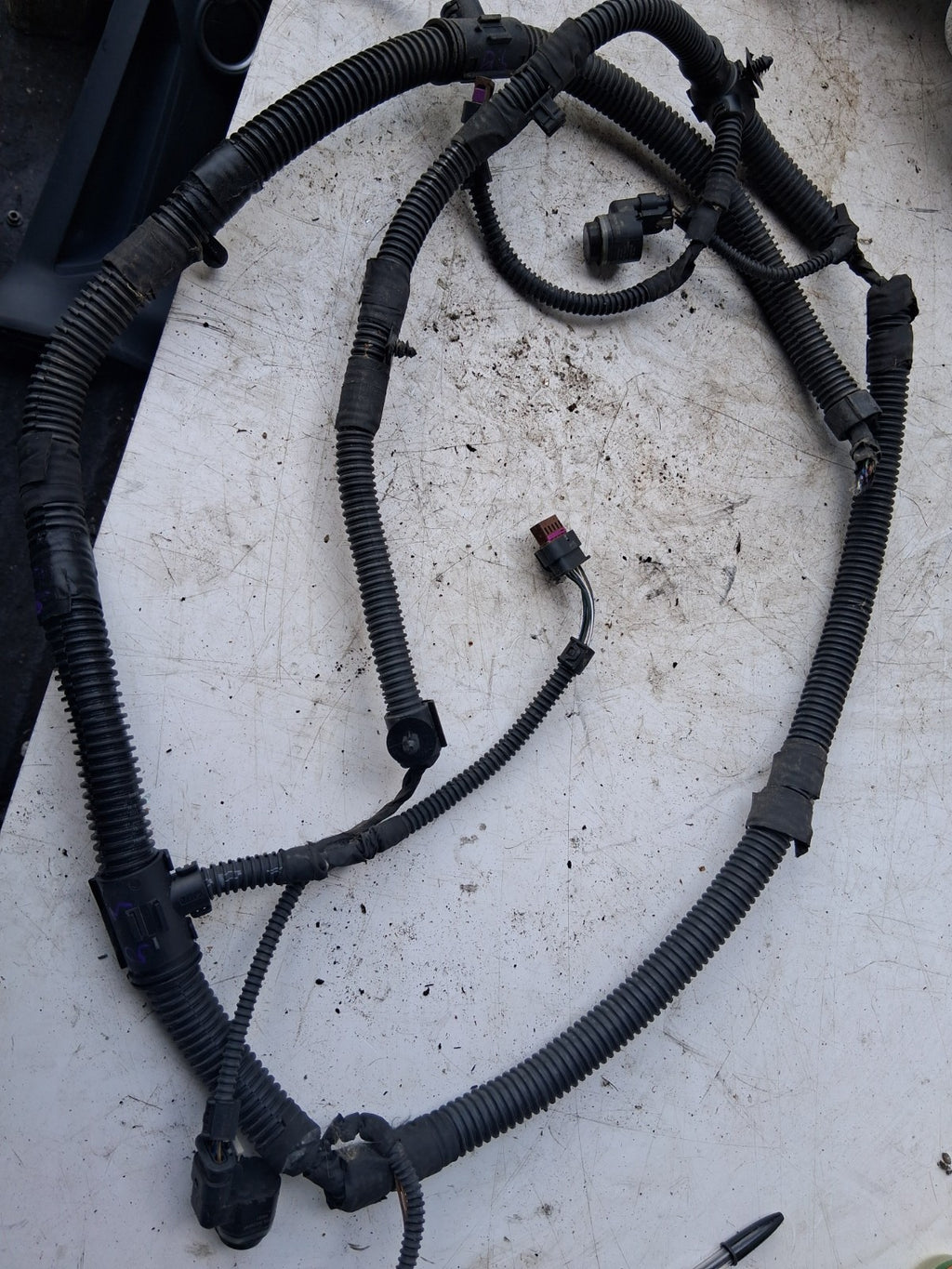 2016 AUDI Q3 8U FRONT BUMPER COMPLETE PDC SENSORS 1S0919275D
