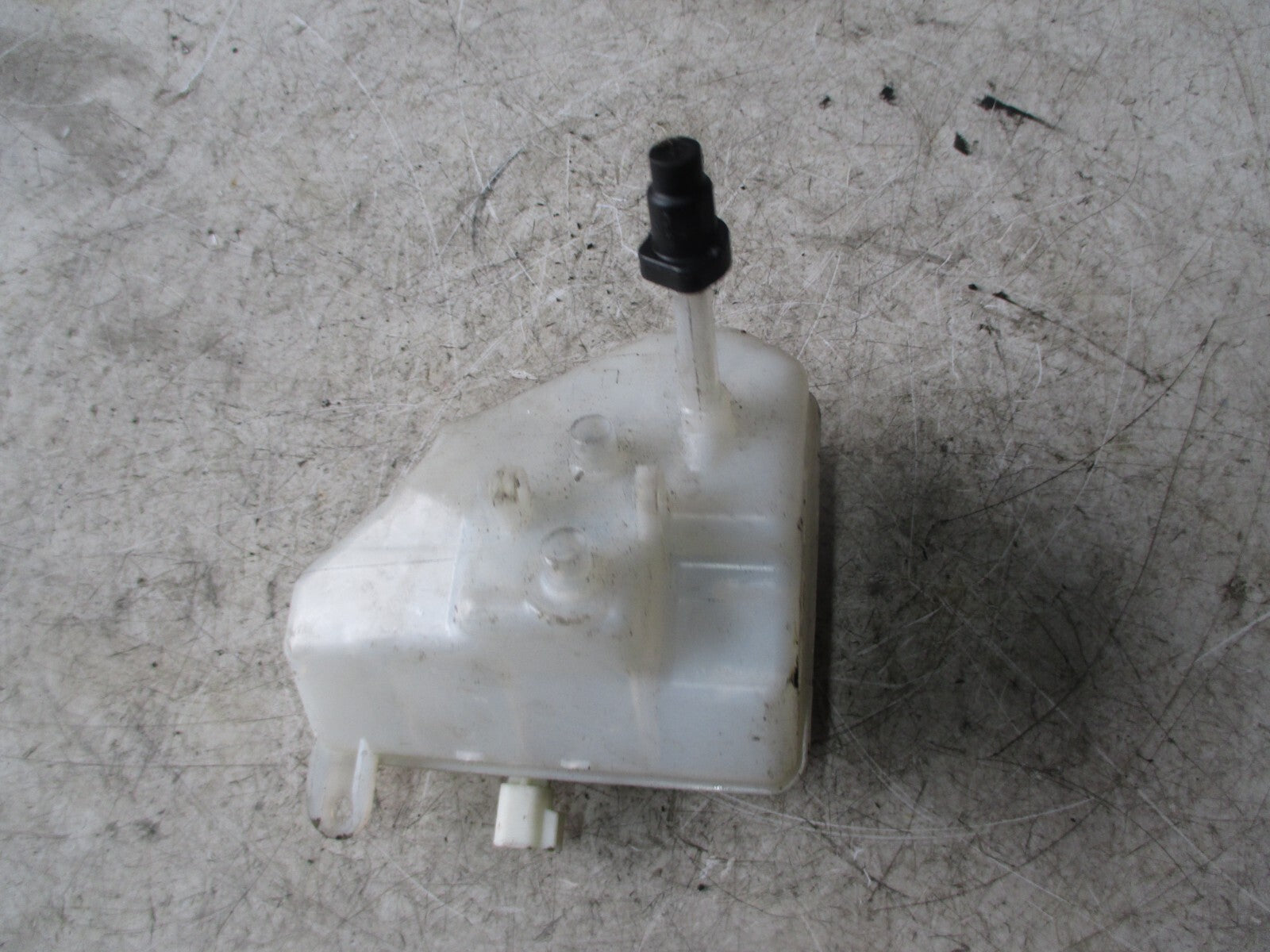 JAGUAR XE 2019 2.0 DIESEL BRAKE MASTER CYLINDER 03350885641