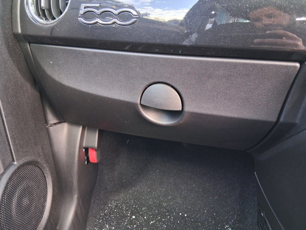 2025 FIAT 500 MHEV GLOVE BOX FRONT STORAGE COMPARTMENT