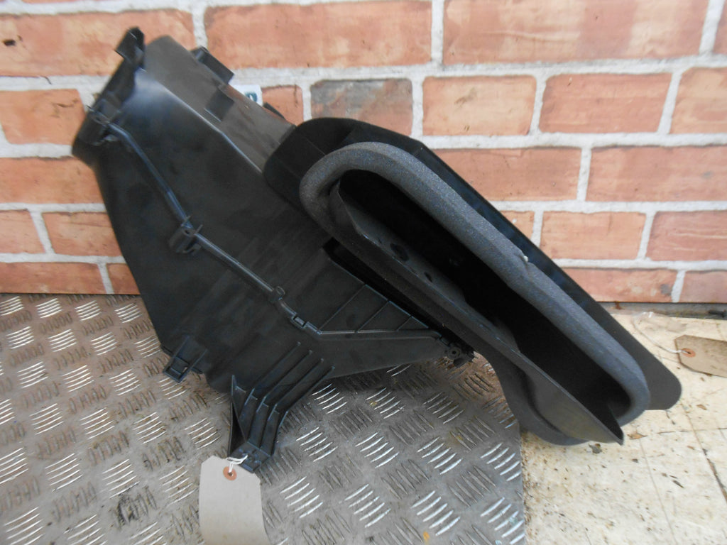 MITSUBISHI COLT CZC 2009 VENTILATION AIR BLOWER BOX VENT MR568914 MR568914