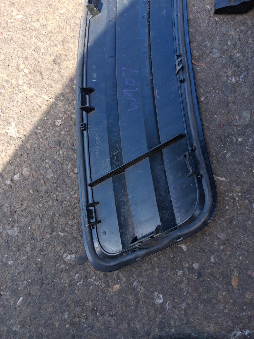 2020 MERCEDES SPRINTER W907 FRONT BONNET HOOD PASSENGER GRILL BLACK A9108360700