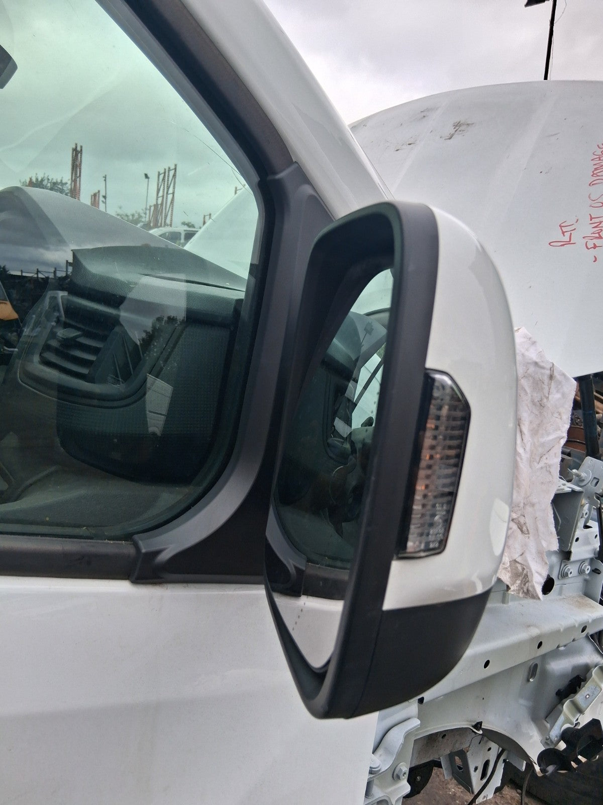 2024 RENAULT TRAFIC X82 FACELIFT OS DRIVER SIDE MANUALFOLD LED WING MIRROR WHITE