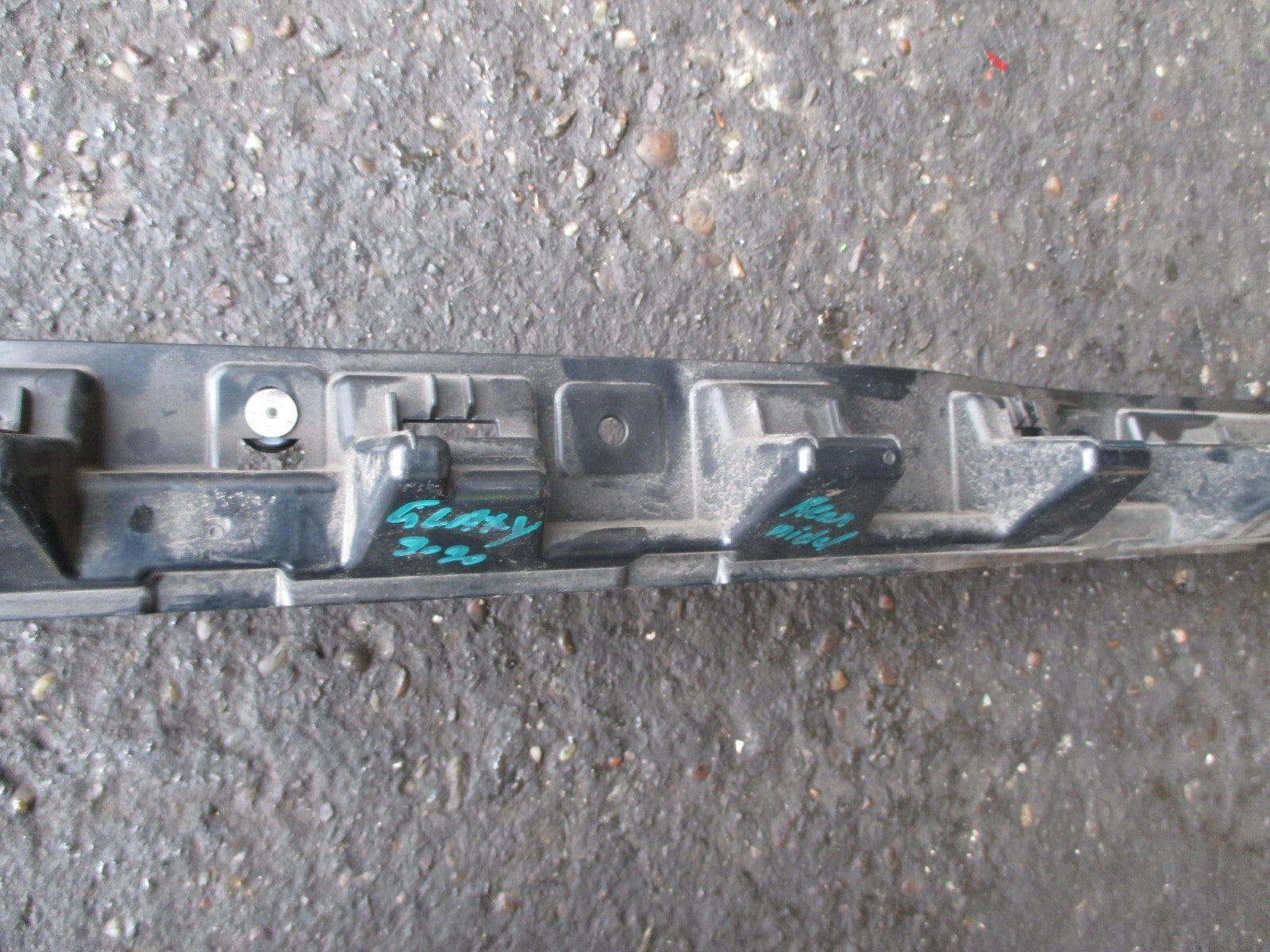 FORD GALAXY MK4 2020 REAR BUMPER BACK PLASTIC SUPPORT BRACKET TRIM EM2B-17C871-N