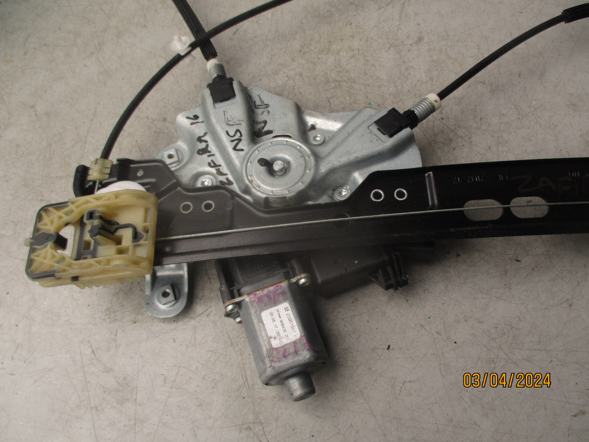 2016 VAUXHALL ZAFIRA C NSF PASSENGER FRONT LEFT WINDOW REGULATOR MOTOR 20951581
