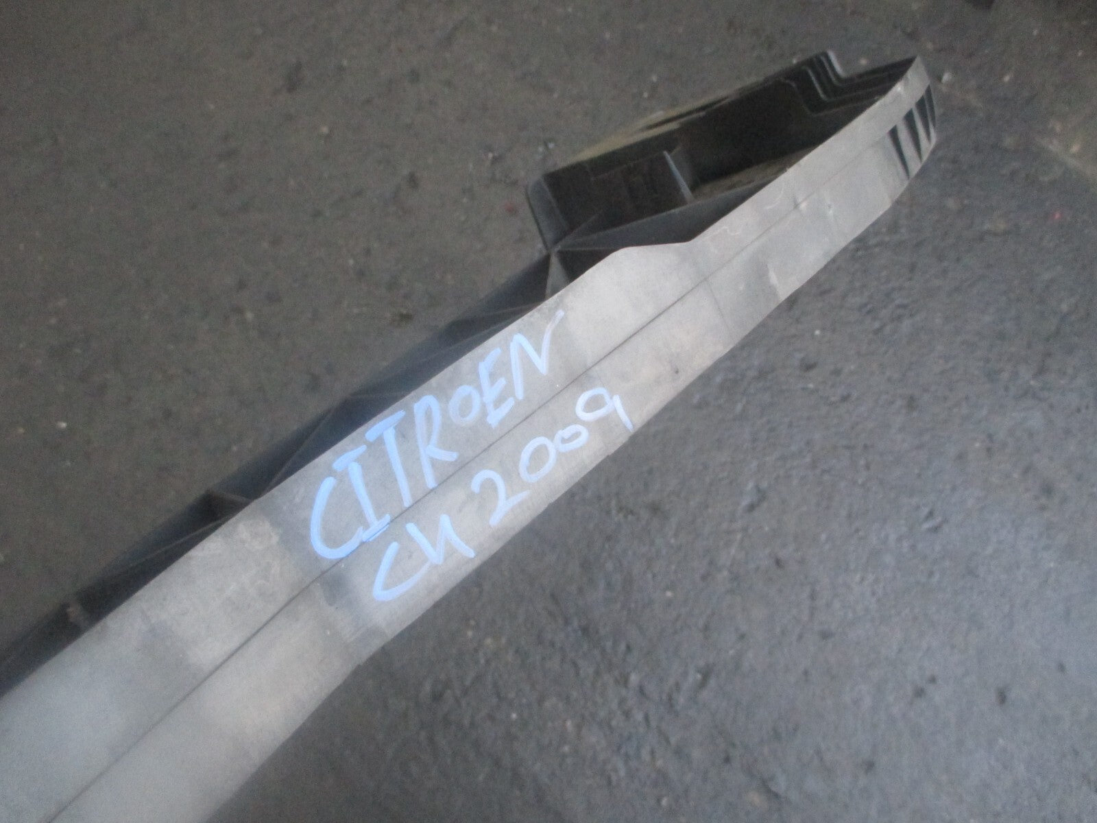 2009 CITROEN C4 FRONT BUMPER REINFORCEMENT CRASH BAR 9646895580