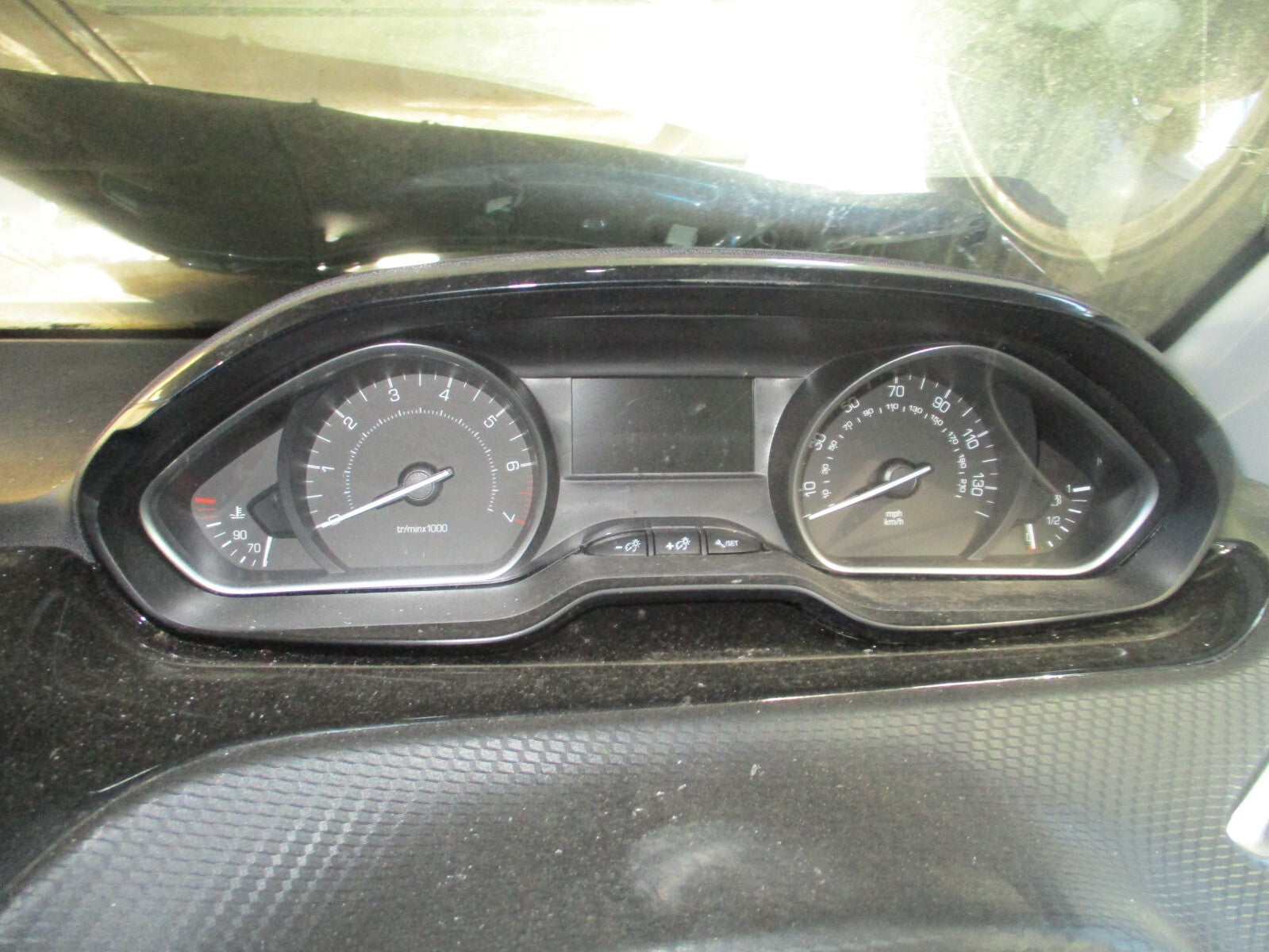 PEUGEOT 208 2017 1.2 PETROL MANUAL SPEEDO SPEEDOMETER INSTRUMENT CLUSTER