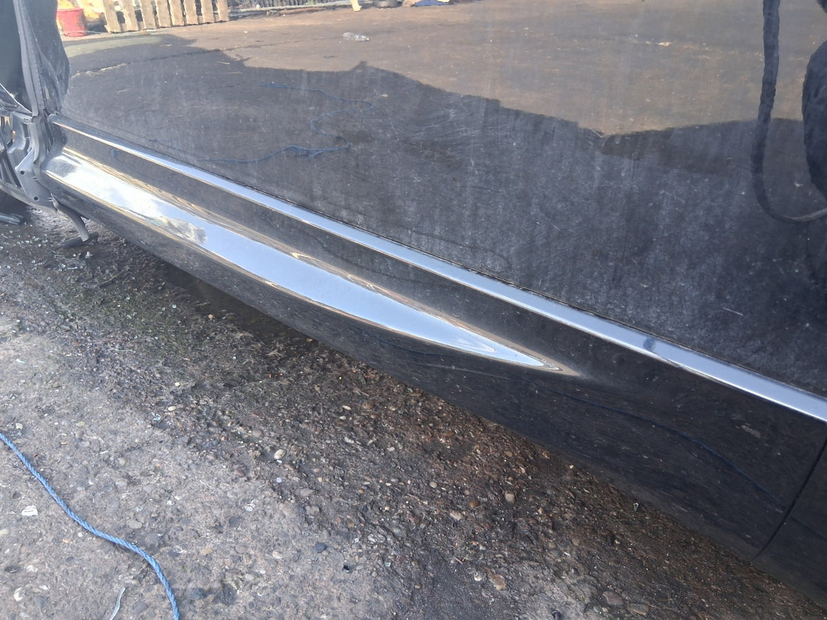 2021 LAND ROVER RANGE ROVER SPORT L494 OSF DRIVER FRONT DOOR MOULDING TRIM