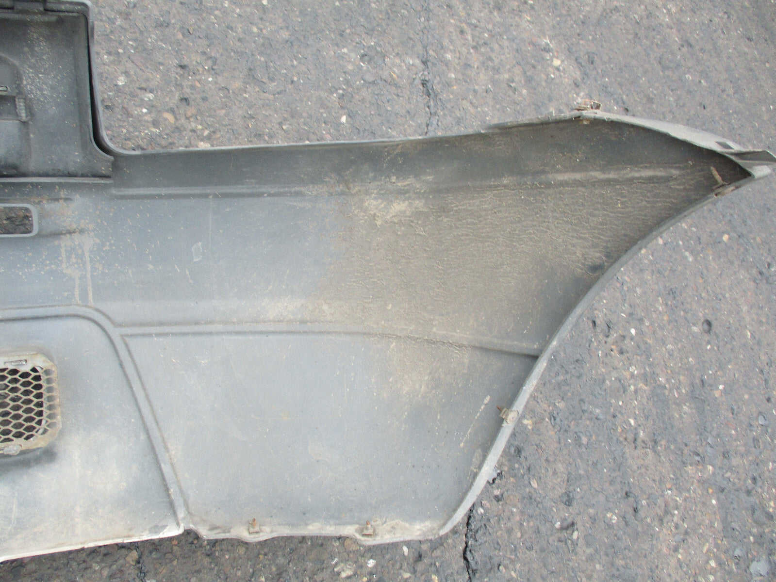 LANDROVER FREELANDER L314 MK1 PRE FACELIFT FRONT BUMPER GREY