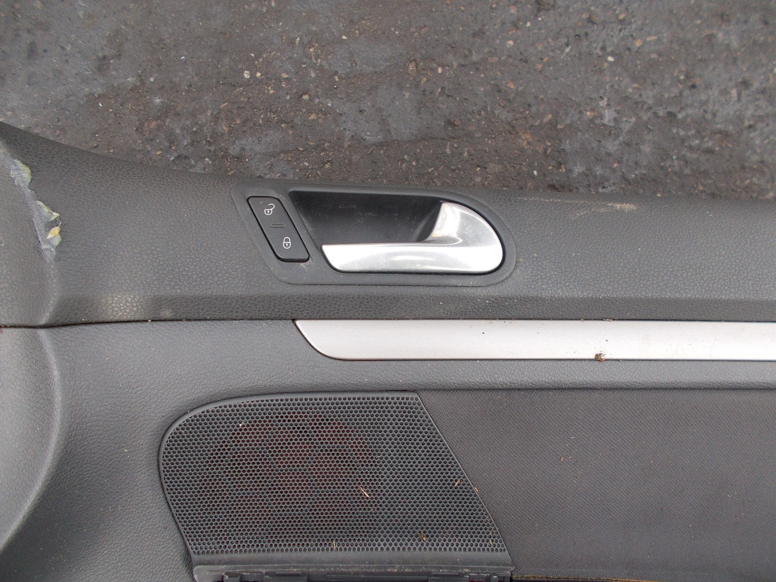 2009 VW GOLF OSF DRIVERS SIDE FRONT DOOR CARD 1K4867012FCTRS