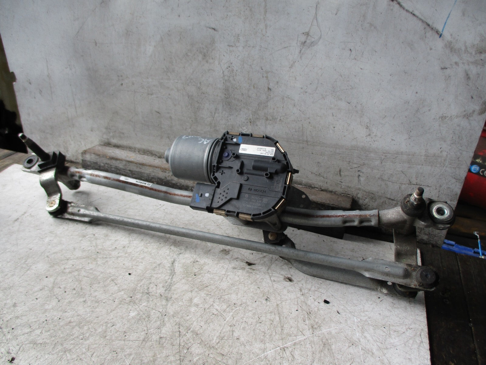 AUDI A6 C7 2016 FRONT WINDSCREEN WIPER MOTOR LINKAGES 4G2955023C