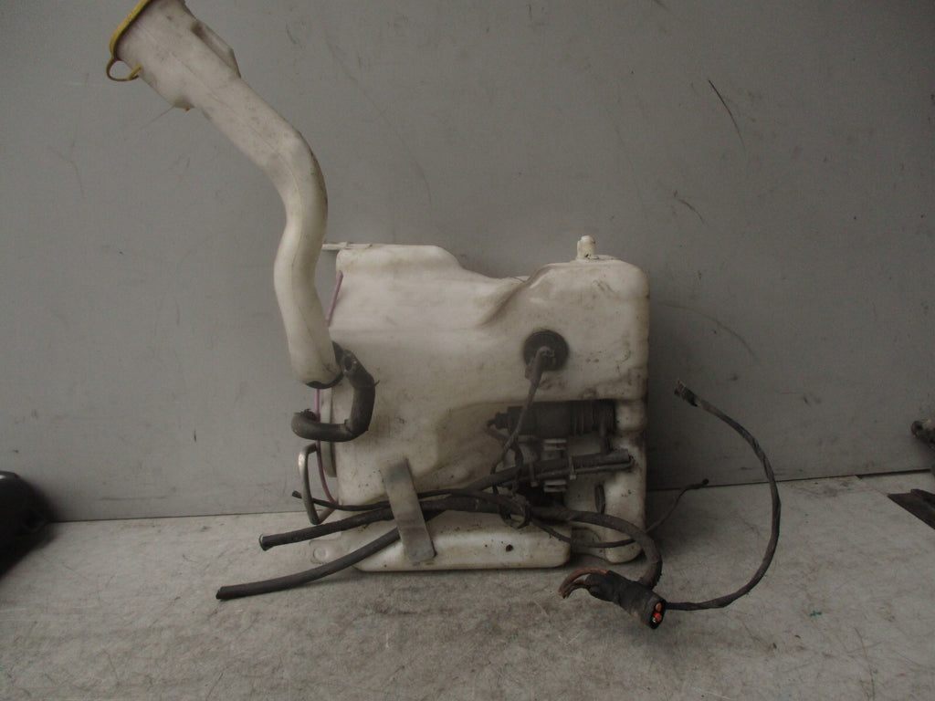 2002 MERCEDES C CLASS COUPE CL203 WINDSCREEN WASHER BOTTLE AND PUMP 2038600160