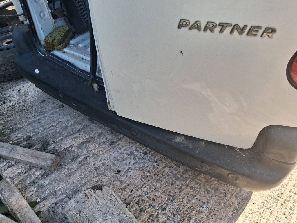 2015 PEUGEOT PARTNER MK2 COMPLETE REAR BUMPER WITH PDC SENSORS BLACK