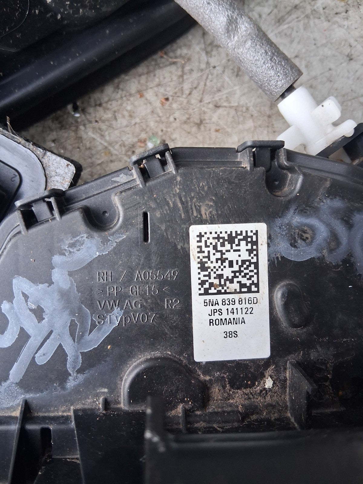 2023 VW VOLKSWAGEN TIGUAN OSR DRIVER SIDE REAR DOOR LOCK MECHANISM 5NA839016D