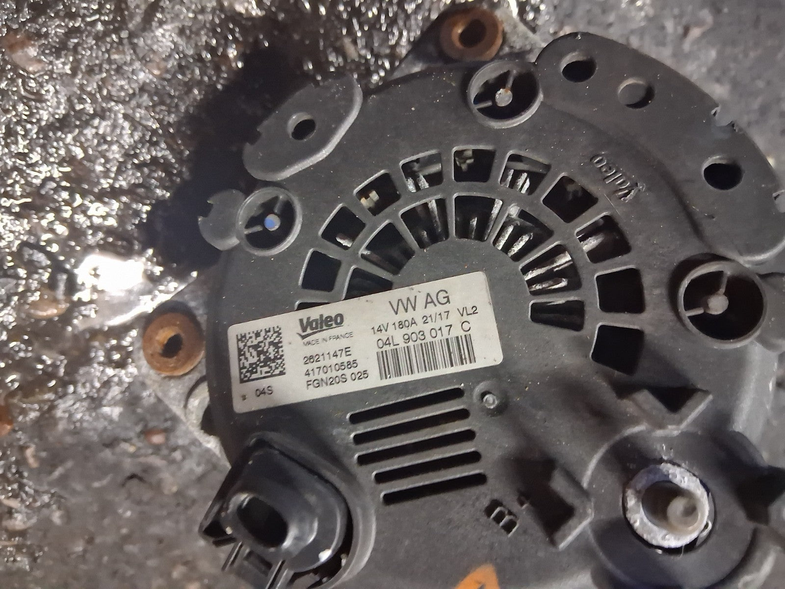 2017 AUDI A6 C7 2.0 DIESEL ALTERNATOR 04L903017