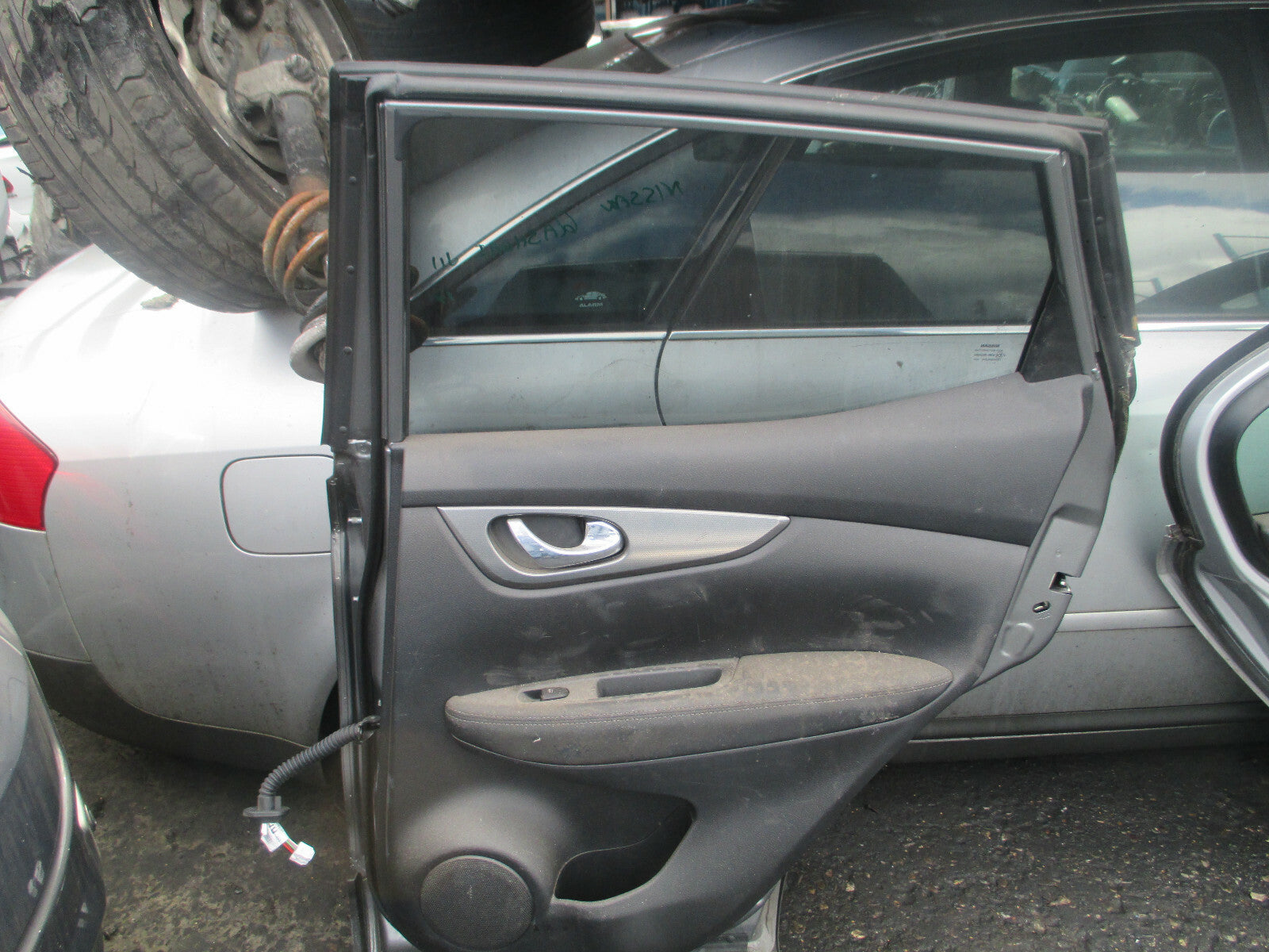 NISSAN QAHQAI J11 MK2 2017 OSR DRIVER SIDE REAR COMPLETE DOOR GREY