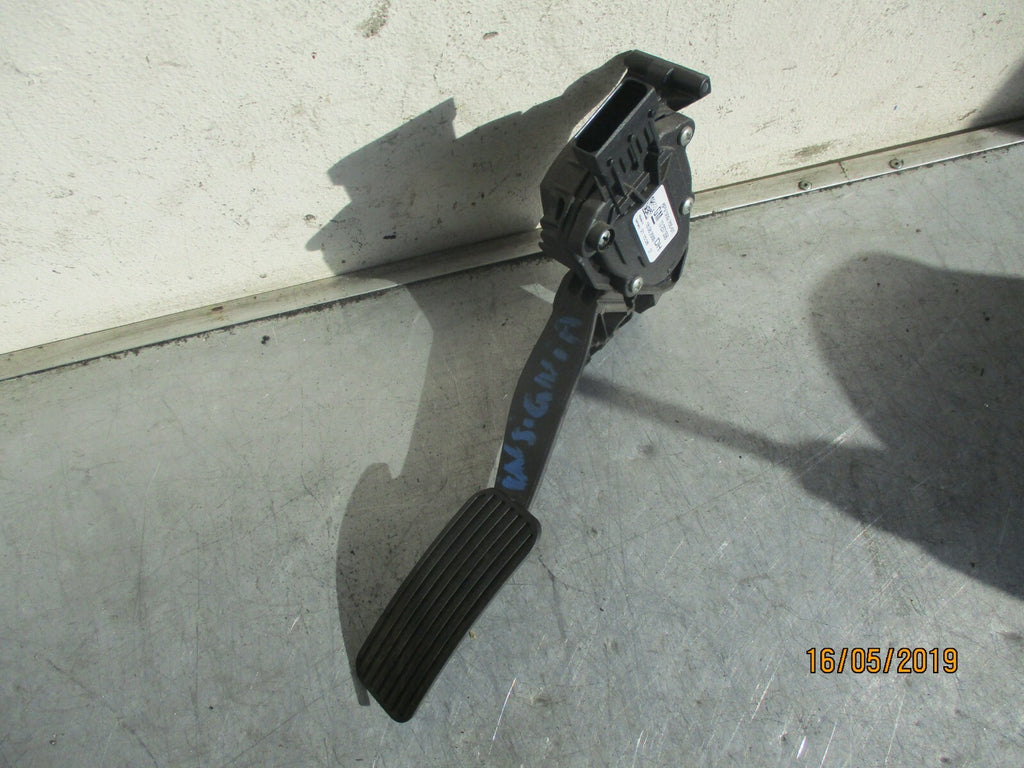 VAUXHALL INSIGNIA A (MK1) ELECTRIC ACCELERATOR THROTTLE PEDAL 13237356