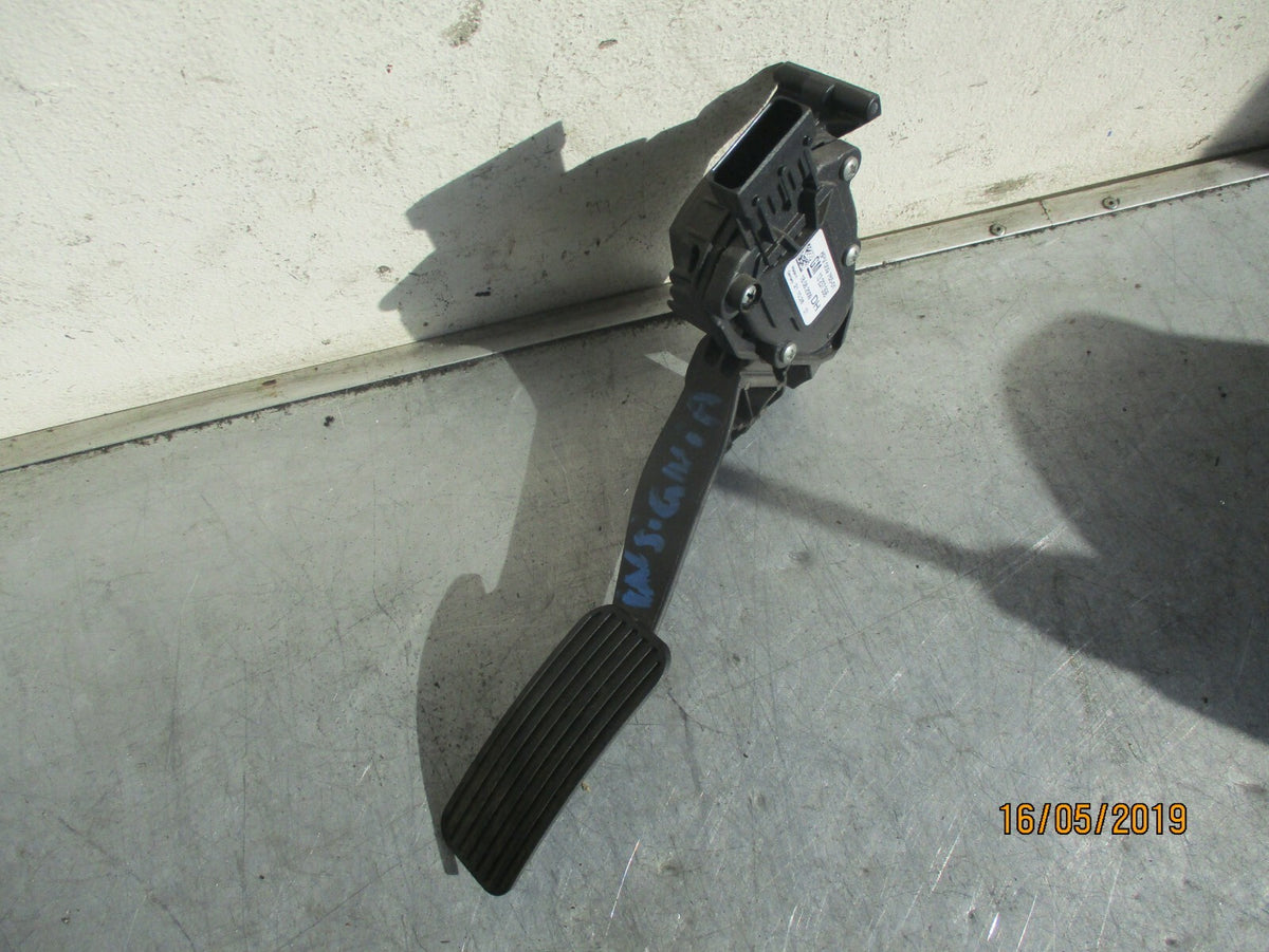 VAUXHALL INSIGNIA A (MK1) ELECTRIC ACCELERATOR THROTTLE PEDAL 13237356