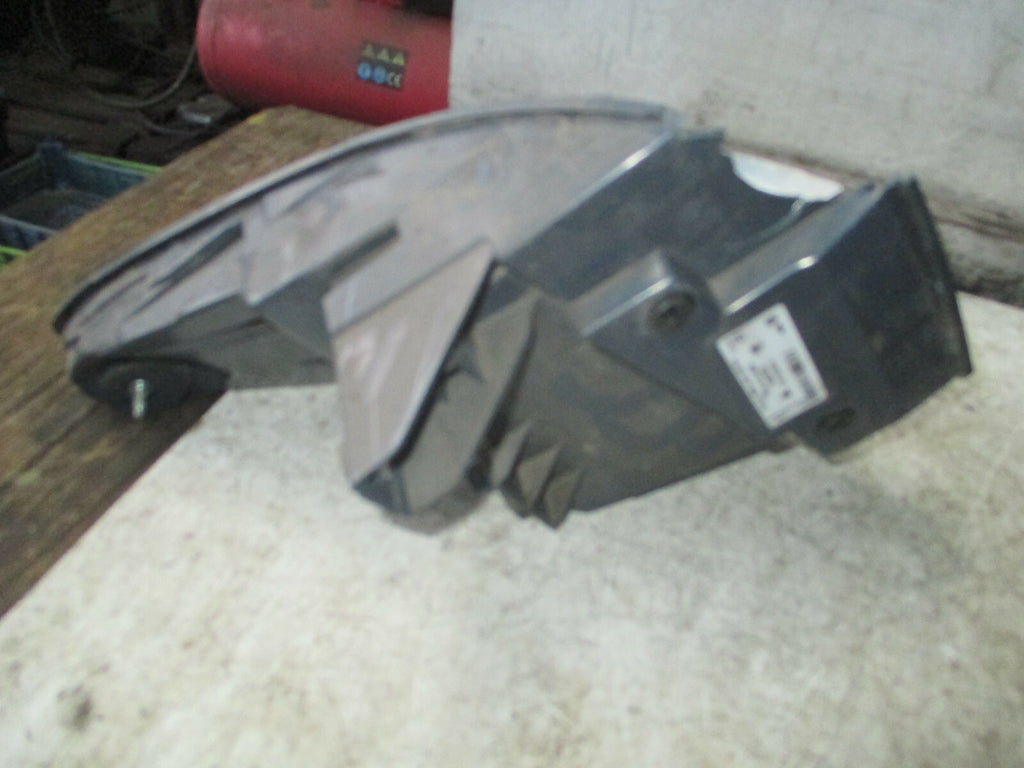 BMW 5 SERIES GT F07 2016 OSR DRIVER SIDE REAR TAIL KIGHT DAMAGED 7306166