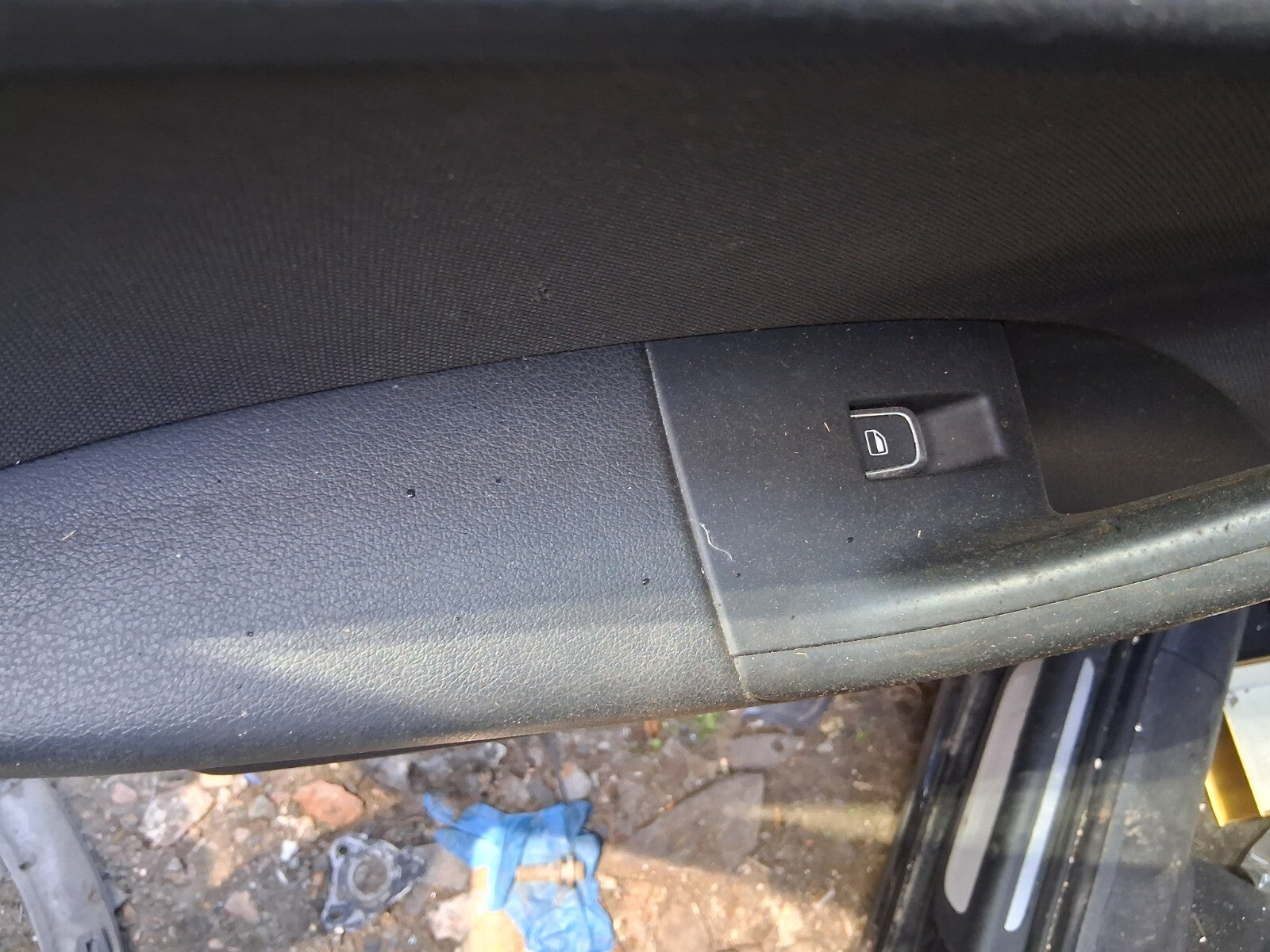 2016 AUDI Q3 8U NSR PASSENGER SIDE REAR WINDOW CONTROL SWITCH